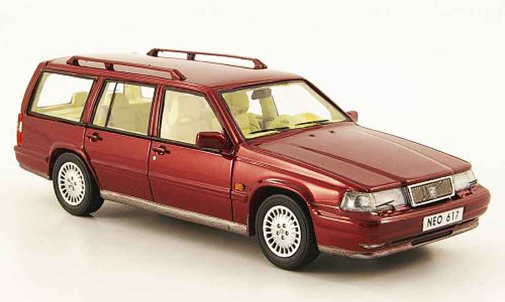 Volvo 960 1/43 Neo Estate red 1992 diecast model cars