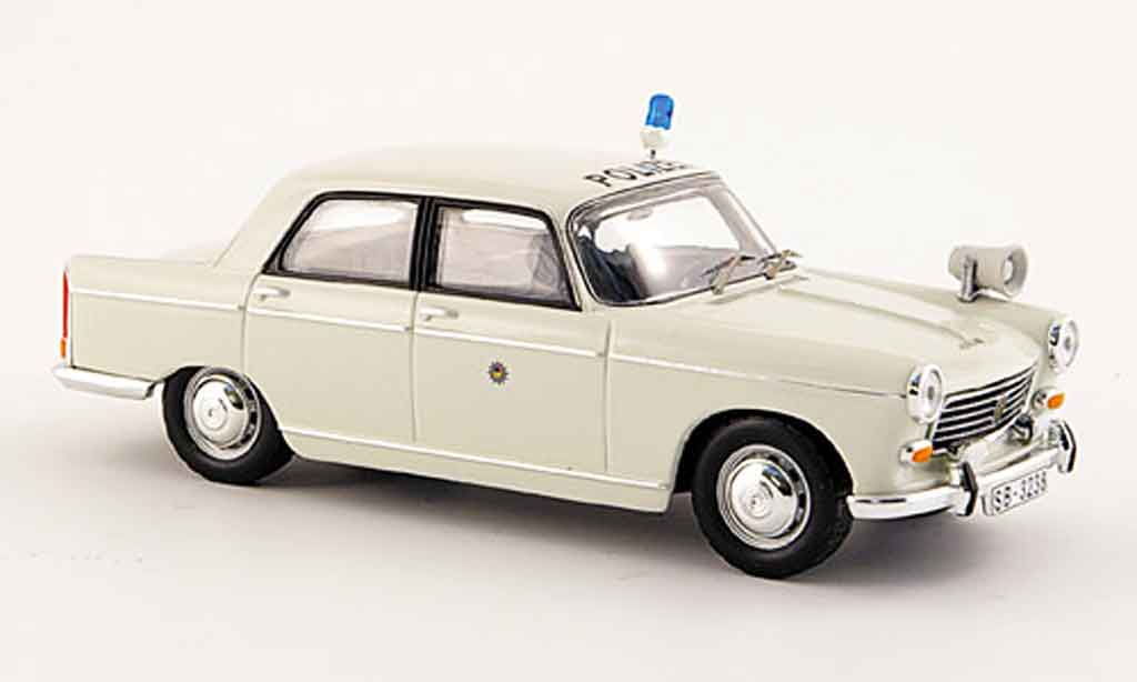 Peugeot 404 Berline 1/43 IXO Saloon police 1966 diecast model cars