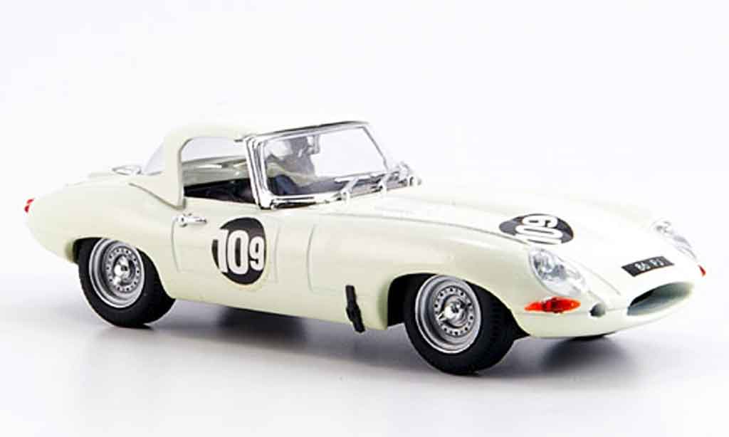 Jaguar E-Type 1965 1/43 Best 1965 spider brands hatch t. atkins diecast model cars