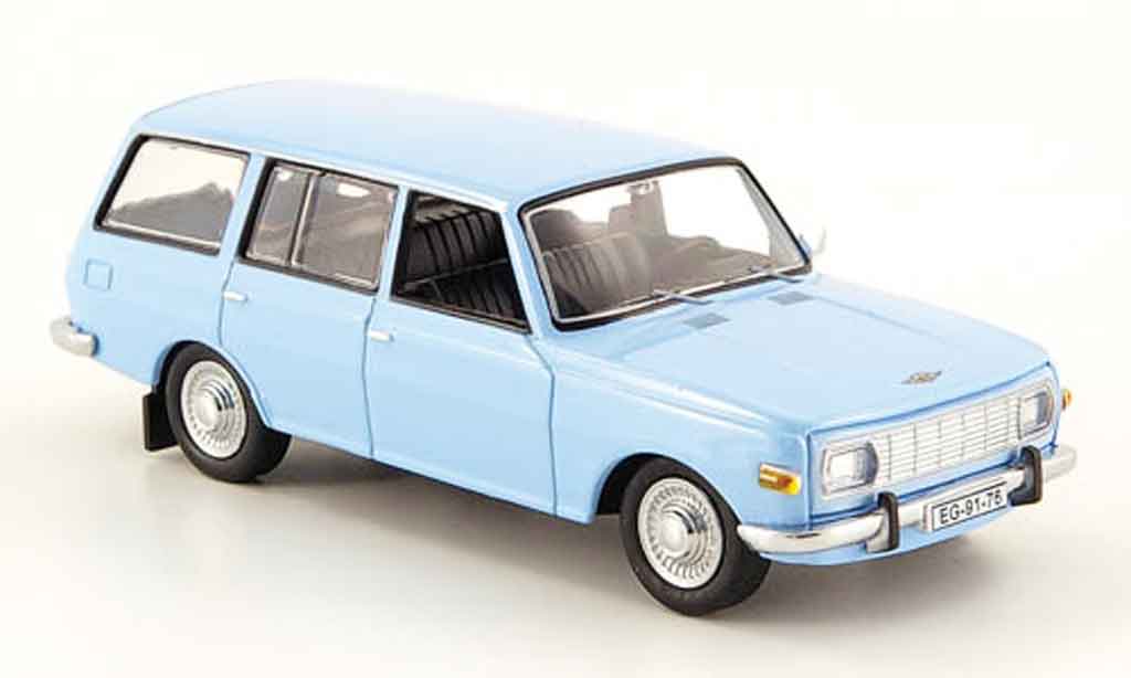 Wartburg 353 1/43 IST Models Estate blue 1972 diecast model cars