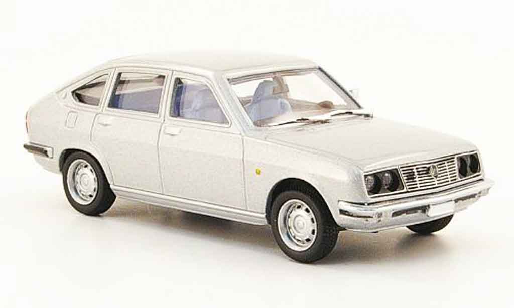 Lancia Beta berline 1/43 Pego berline grey metallisee diecast model cars