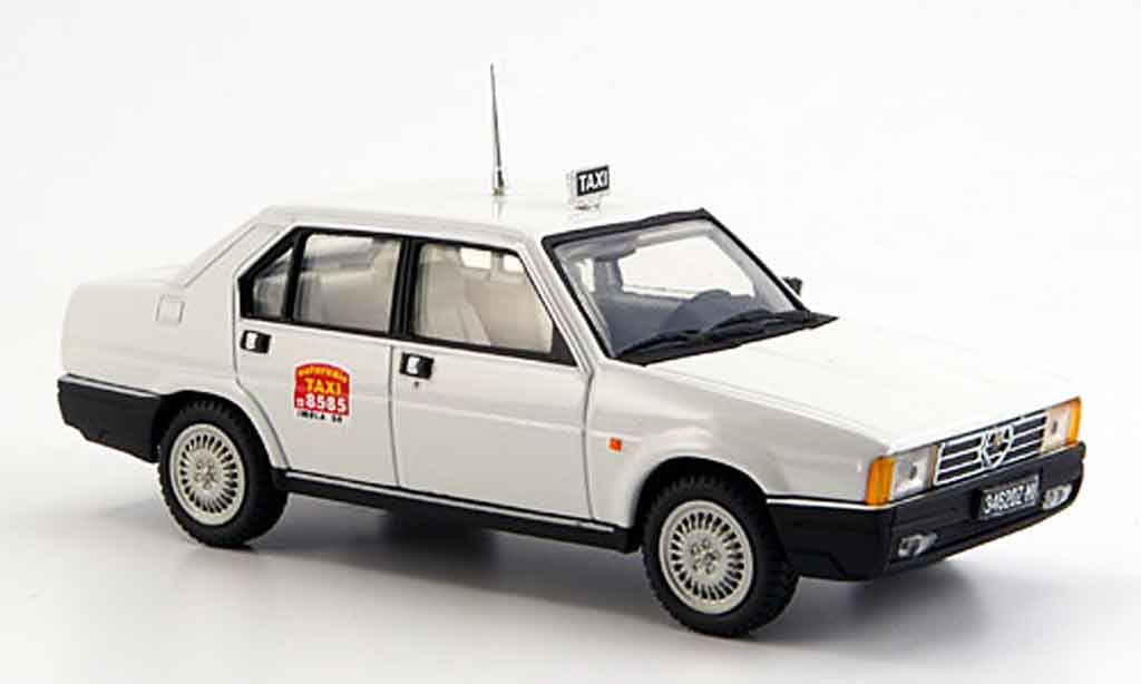 Alfa Romeo 90 1/43 Pego taxi mailand 1984 diecast model cars