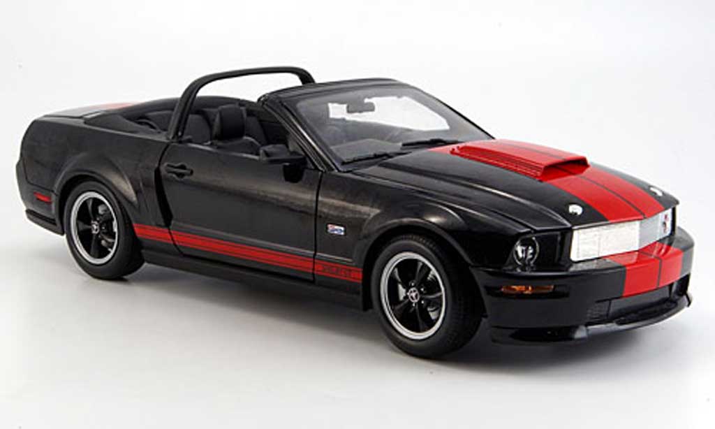 Shelby GT 1/18 Shelby Collectibles convertible black/red b. jackson version 2008 diecast model cars