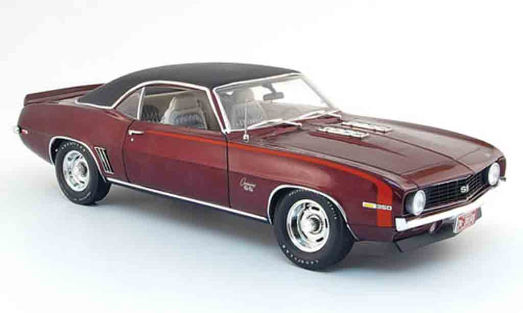 Chevrolet Camaro SS 1/18 Highway 61 SS 350 red black 1969 diecast model cars