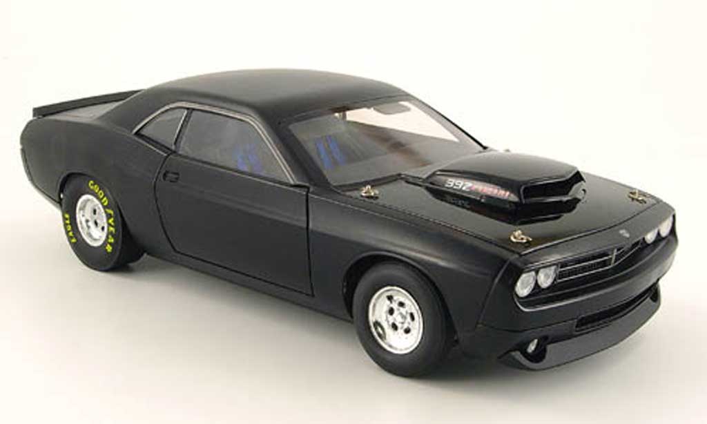 Dodge Challenger Super Stock 1/18 Highway 61 Super Stock 392 hemi super stock mattblack 2008 diecast model cars