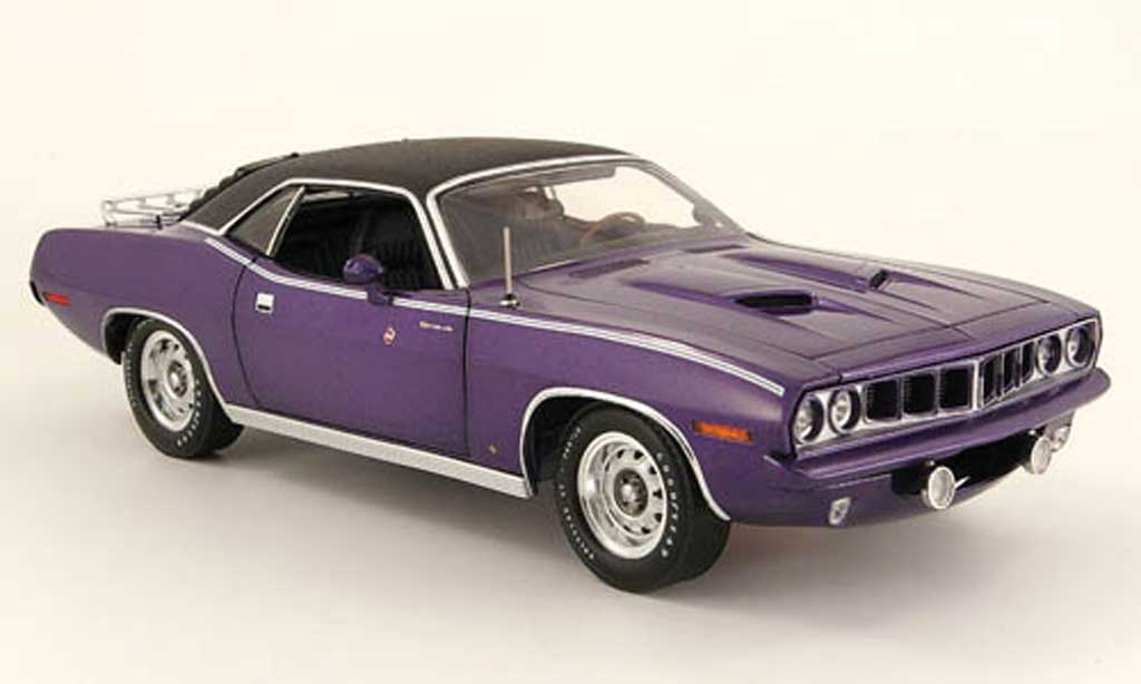 Plymouth Gran Barracuda 1/18 Highway 61 purple black 1971 diecast model cars