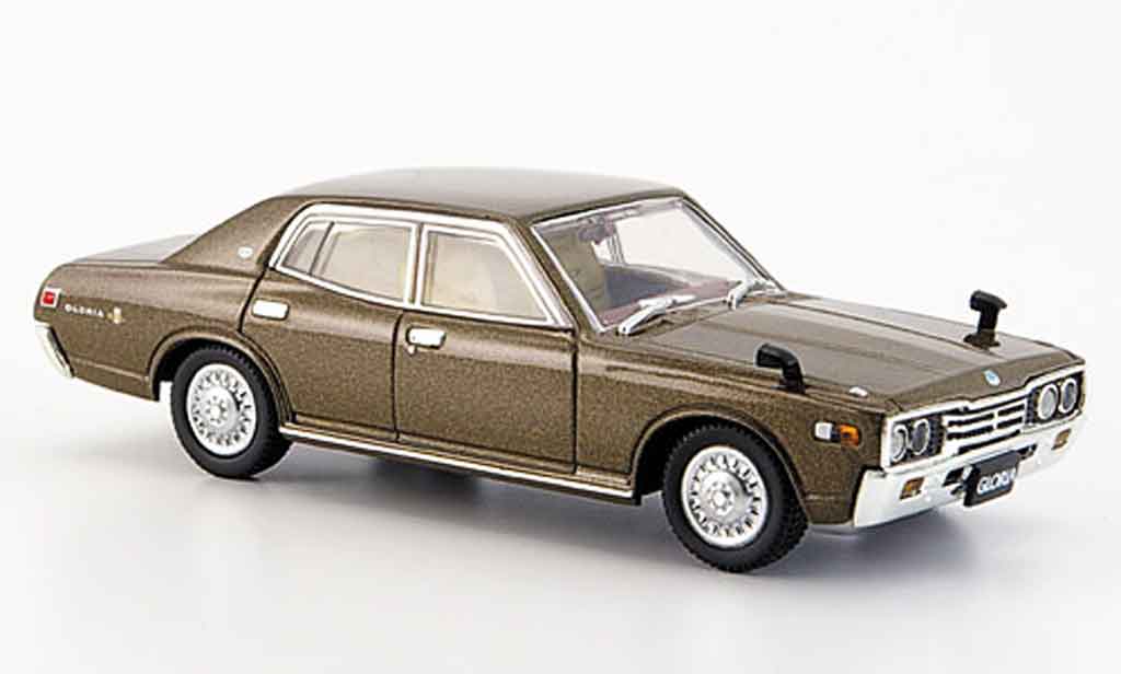 Nissan Gloria 1/43 Aoshima 2000 GL E brown 1977 diecast model cars