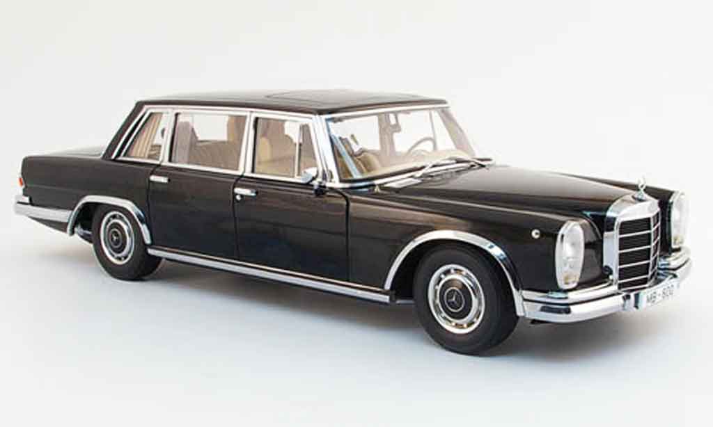 Mercedes 600 SWB 1/18 Autoart SWB (w100) black avec gardinen koffern 1965 diecast model cars