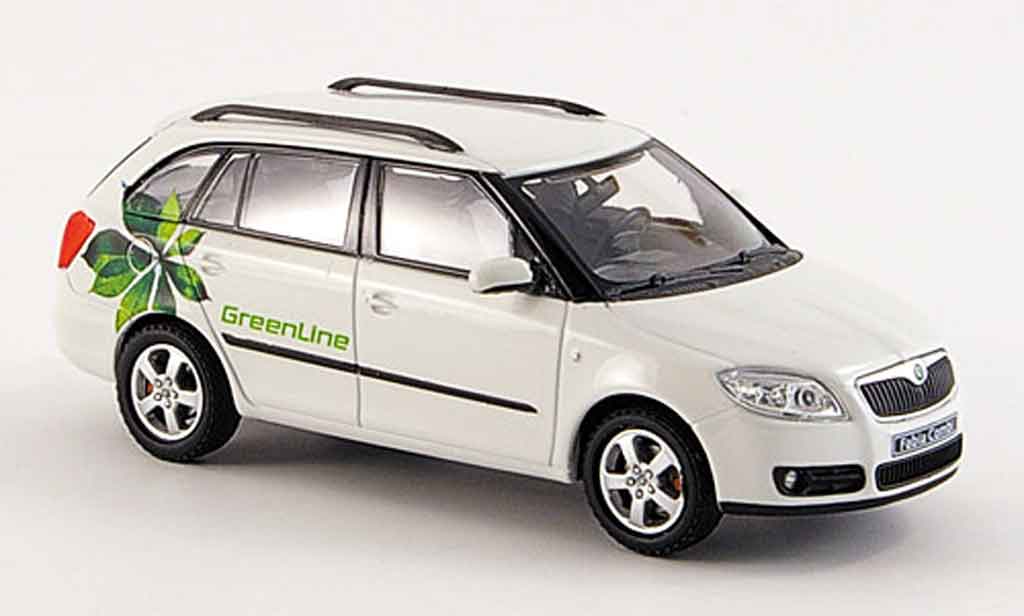 Skoda Fabia 1/43 Abrex combi ii white green line diecast model cars