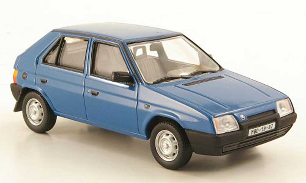 Skoda Favorit 1/43 Abrex 136 L blue 1987 diecast model cars