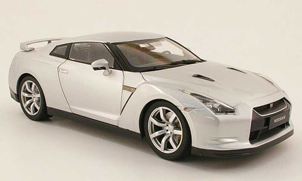 Nissan Skyline R35 1/18 Norev R35 gtr grey 2008 diecast model cars