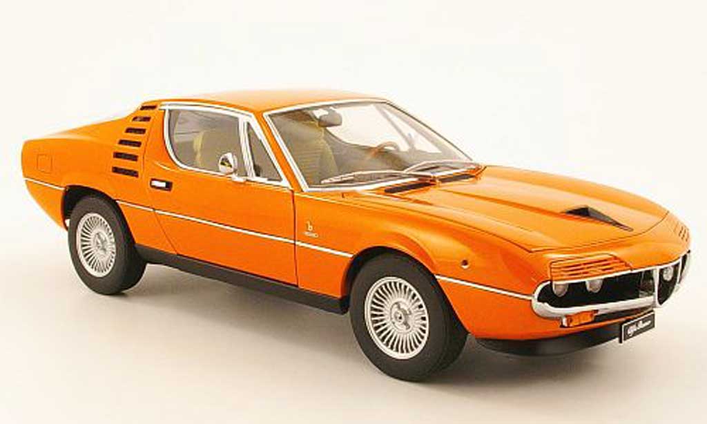 Alfa Romeo Montreal 1/18 Autoart orange 1970 diecast model cars