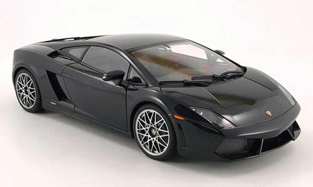 Lamborghini Gallardo LP560-4 LP560-4 1/18 Autoart black 2008 diecast model cars