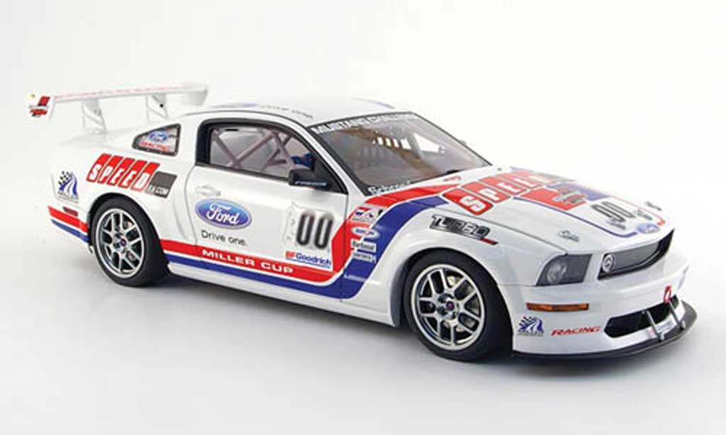 Ford Mustang 2005 1/18 Autoart 2005 fr 500 s no.00 speed tv challenge diecast model cars