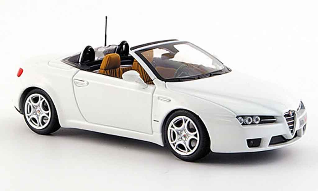 Alfa Romeo Spider 1/43 Minichamps edizione 2008 white 2007 diecast model cars