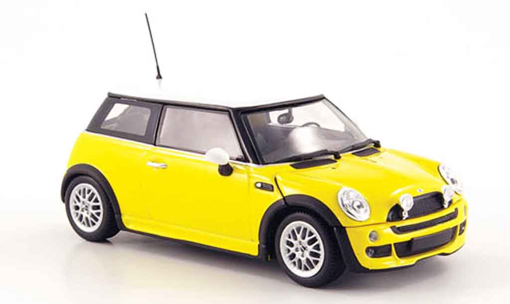 Mini One 1/43 Minichamps yellow white avec Aerodynamic Paket 2002 diecast model cars