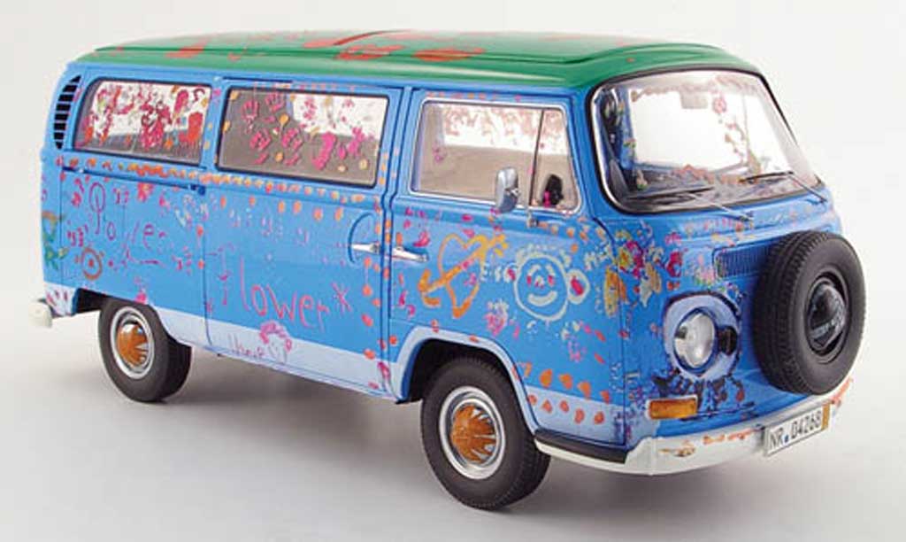 Volkswagen Combi 1/18 Schuco  diecast model cars