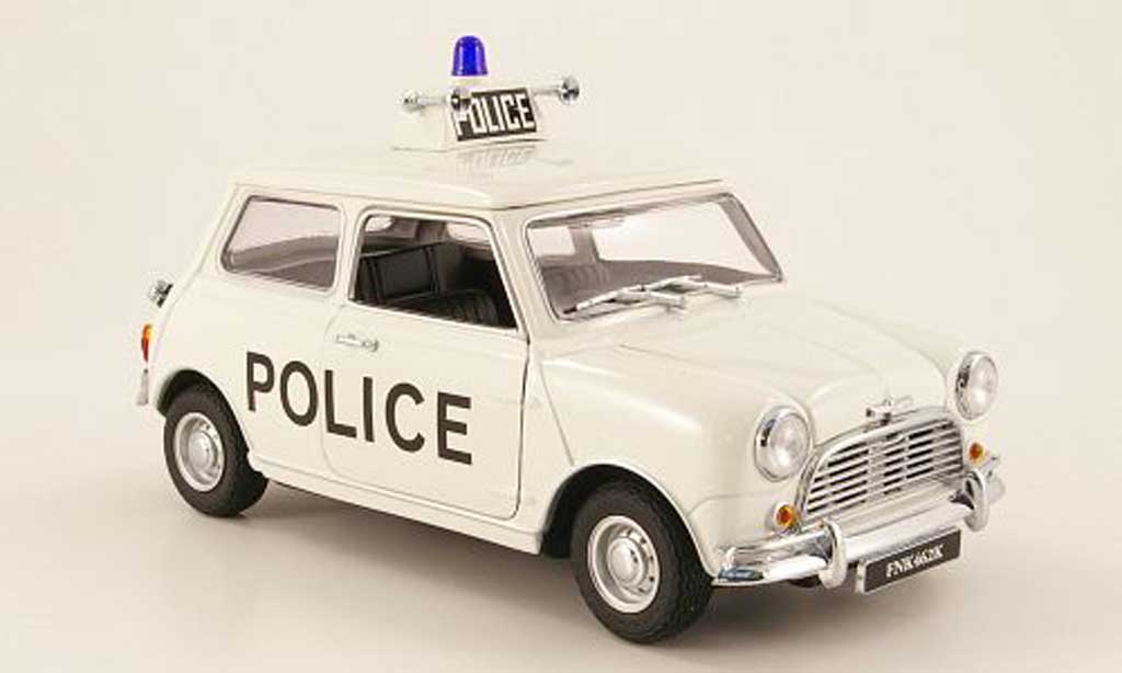 Austin Mini Cooper S 1/18 Kyosho Cooper S police (gb) 1968 diecast model cars