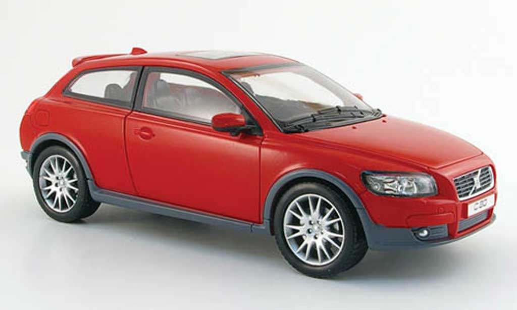Volvo C30 1/18 Powco red 2006 diecast model cars