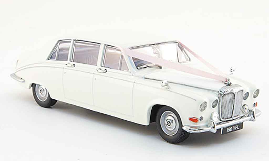 Daimler DS 420 1/43 Oxford Limousine white Hochzeitsfahrt diecast model cars