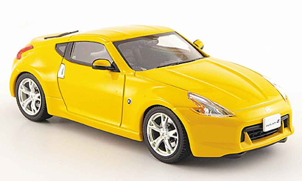 Nissan 370Z 1/43 Ebbro Fairlady Z yellow 2008 diecast model cars