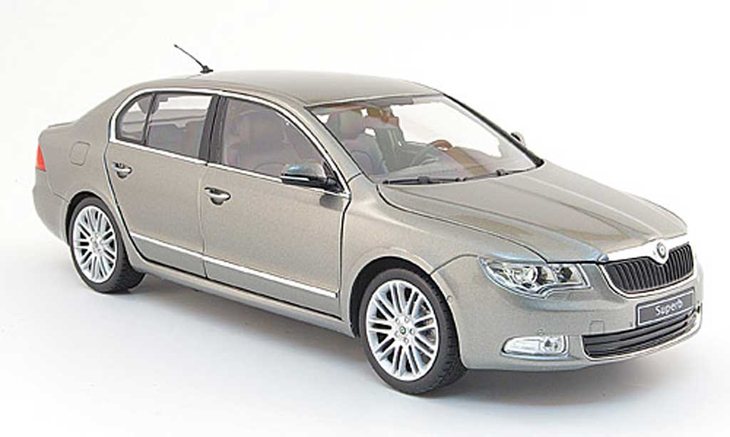 Skoda Superb 2009 1/18 Abrex 2009 ii grey diecast model cars