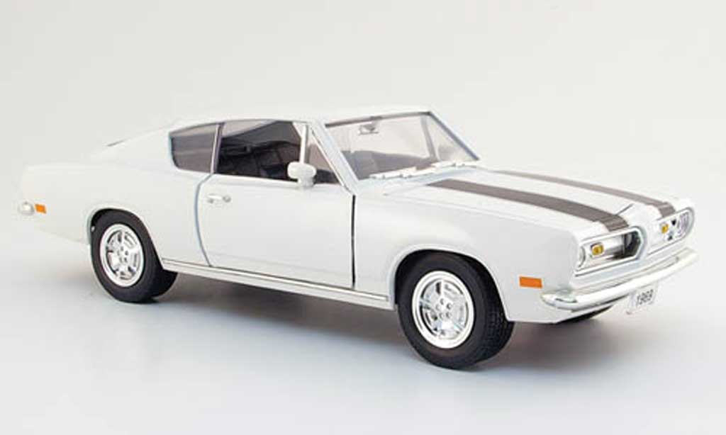 Plymouth Barracuda 1969 1/18 Yat Ming 1969 white avec bandes blacks diecast model cars