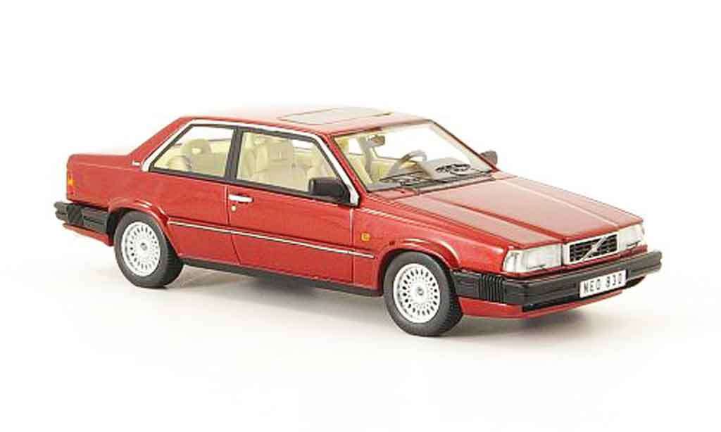Volvo 780 1/43 Neo Bertone red 1988 diecast model cars
