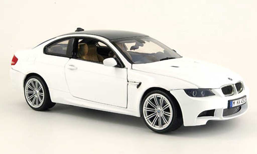 Bmw M3 E92 1/18 Motormax E92 white dach carbonlook 2008 diecast model cars