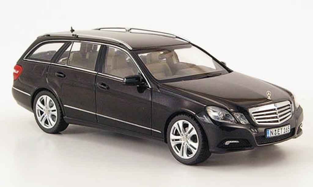 Mercedes Classe E 1/43 Schuco T Modell (S212) Avantgarde black 2009 diecast model cars