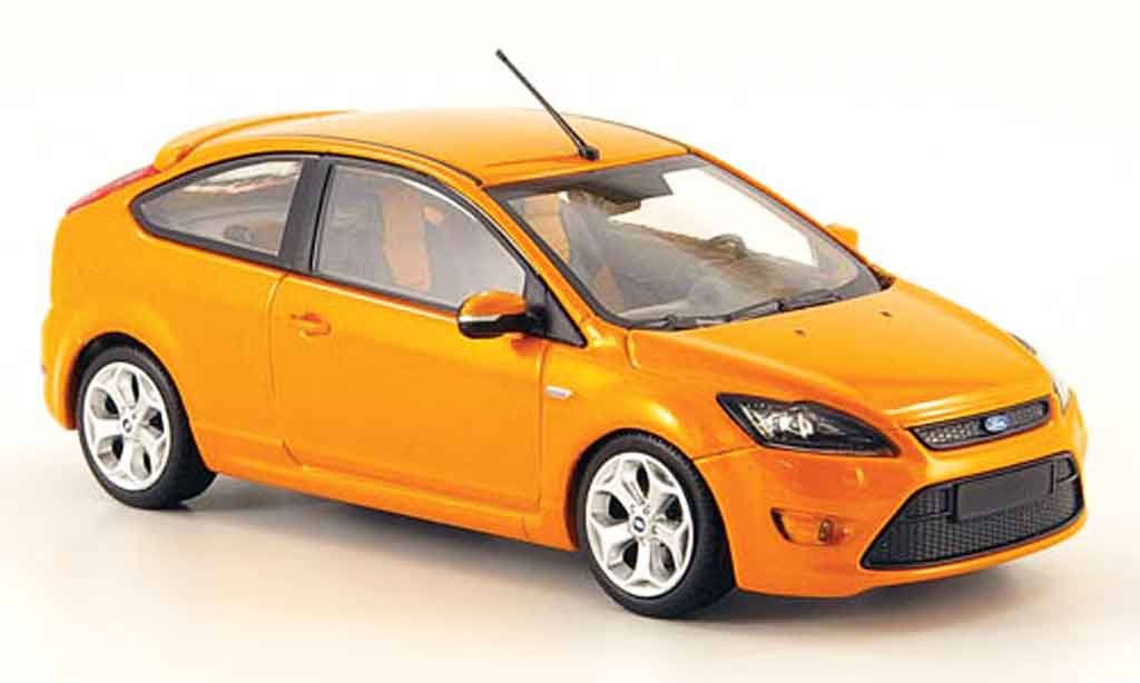 Ford Focus ST 1/43 Minichamps ST orange 2008 diecast model cars