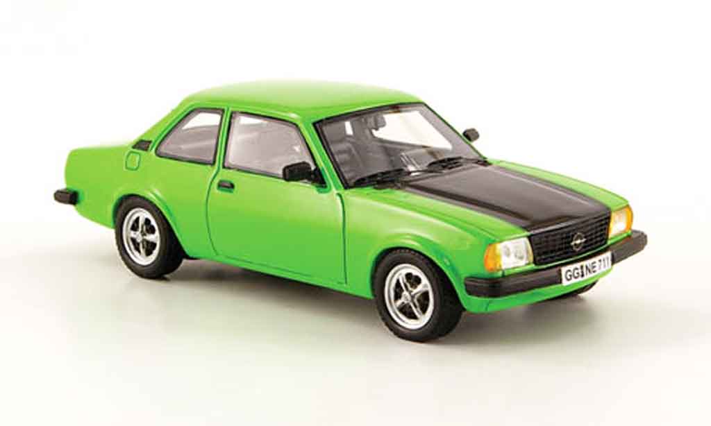 Opel Ascona B 1/43 Neo B sr grun avec blacker haube 1980 diecast model cars
