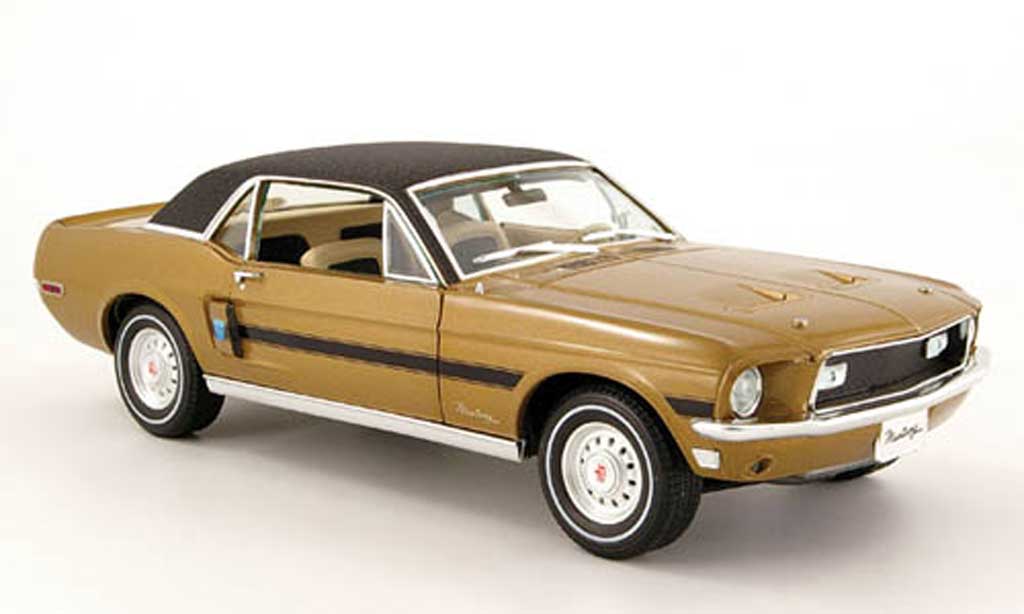 Ford Mustang 1968 1/18 Greenlight 1968 gt or/black high country special diecast model cars