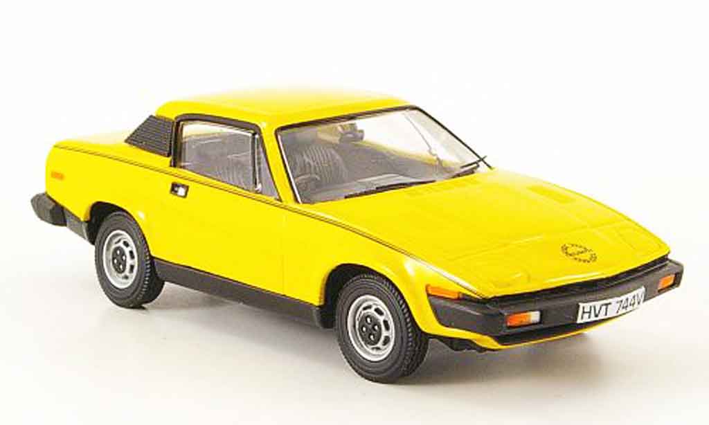 Triumph TR7 1/43 Vanguards yellow diecast model cars