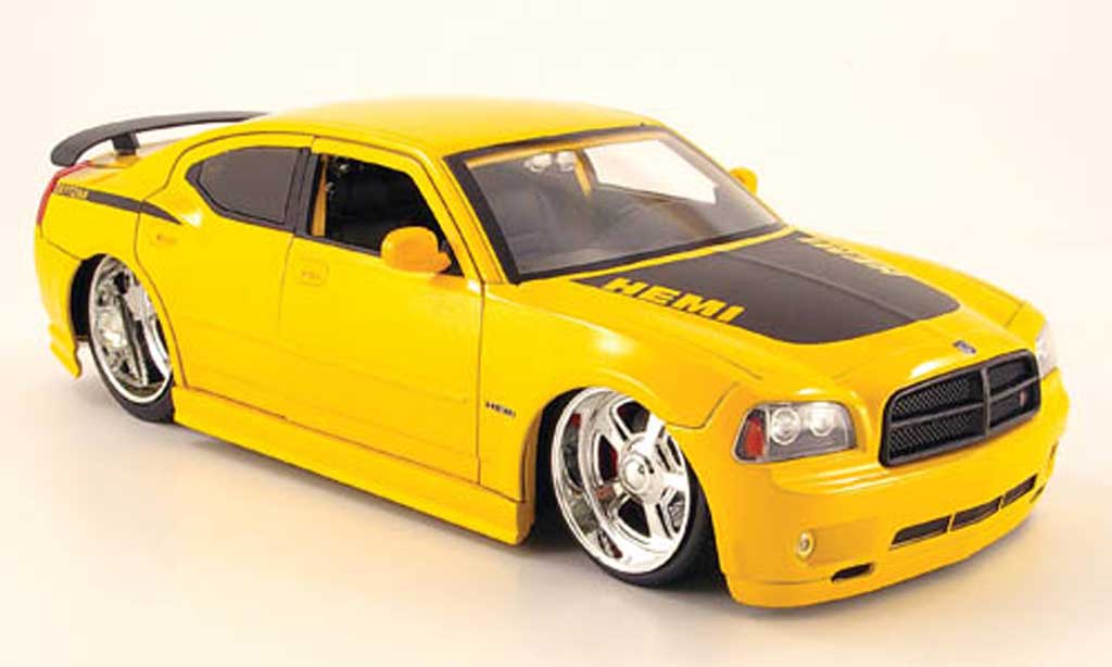 Dodge Charger Daytona 1/18 Jada Toys Daytona r t daytona yellow black 2006 diecast model cars