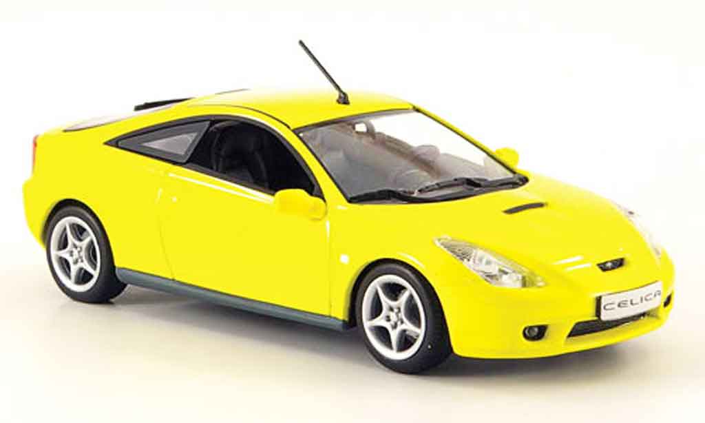 Toyota Celica 1/43 Minichamps yellow 2000 diecast model cars