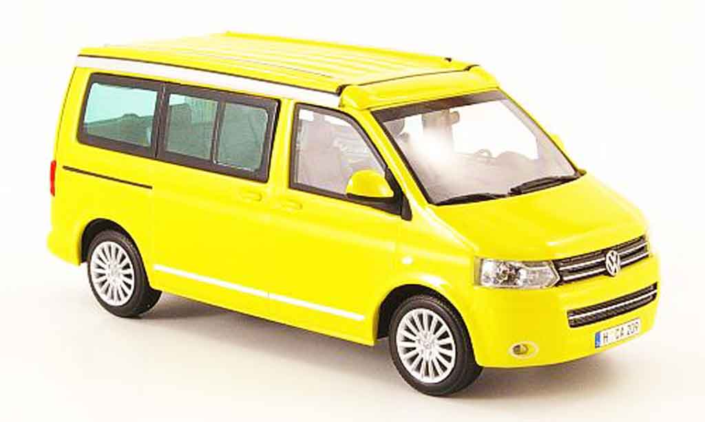 Volkswagen Combi 1/43 Minichamps t5 california yellow 2009 diecast model cars