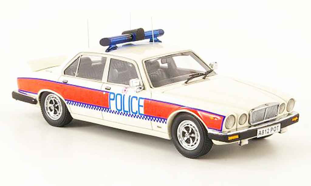 Jaguar XJ Series III 1/43 Neo Series III hampshire constabulary police diecast model cars