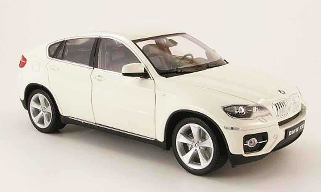 Bmw X6 E71 1/18 Welly E71 blanc diecast model cars