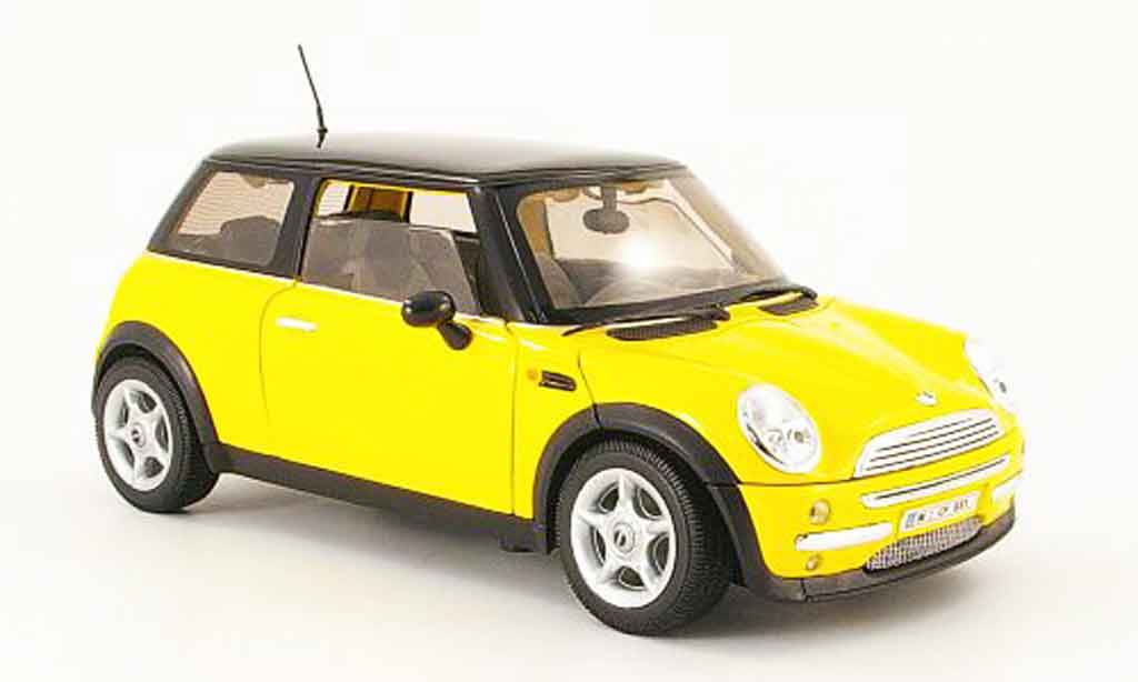 Mini Cooper D 1/18 Welly D yellow black dach diecast model cars