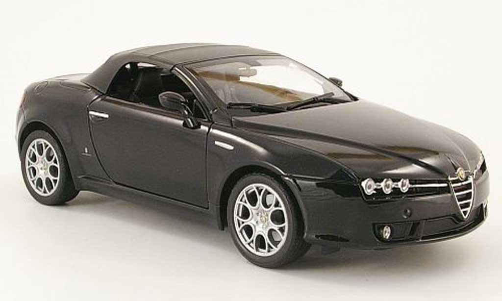 Alfa Romeo Spider 1/18 Welly black capote diecast model cars