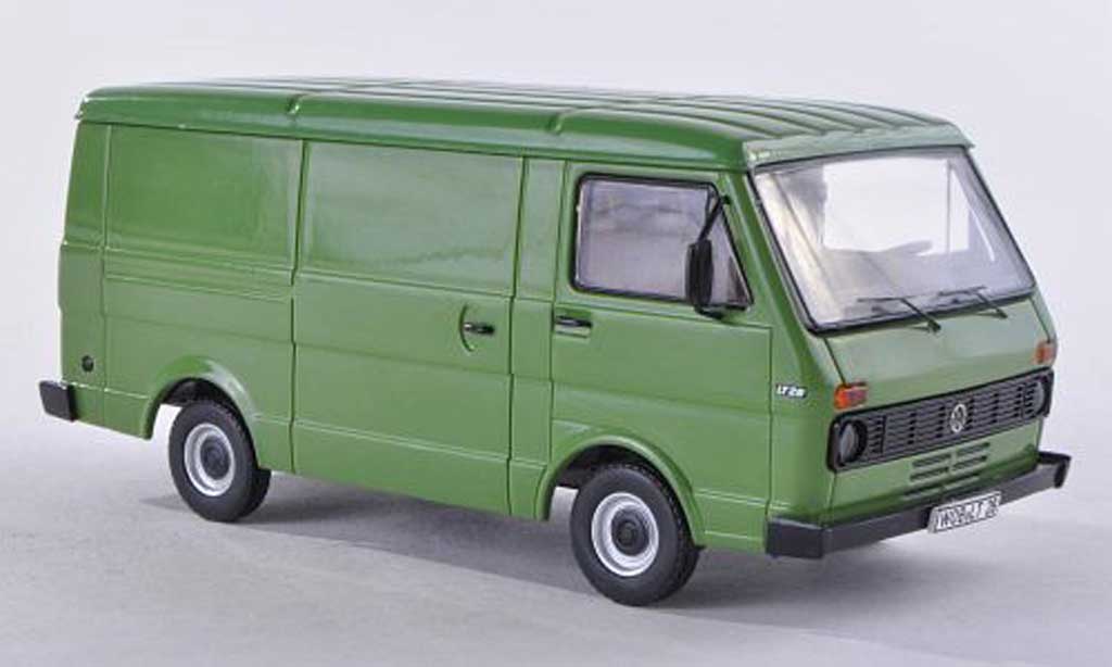 Volkswagen LT28 1/43 Premium ClassiXXs kombivert diecast model cars