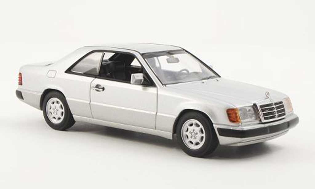Mercedes 300 CE 1/43 Minichamps CE 24 (W124) grey 1990 diecast model cars