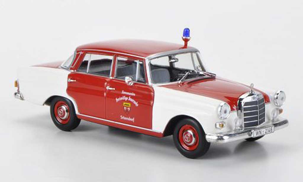 Mercedes 200 1/43 Minichamps (W110) pompier Schorndorf 1965 diecast model cars