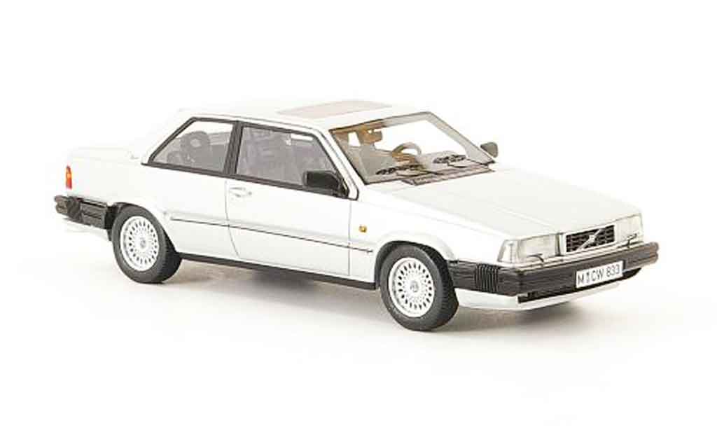 Volvo 780 1/43 Neo Bertone grey diecast model cars