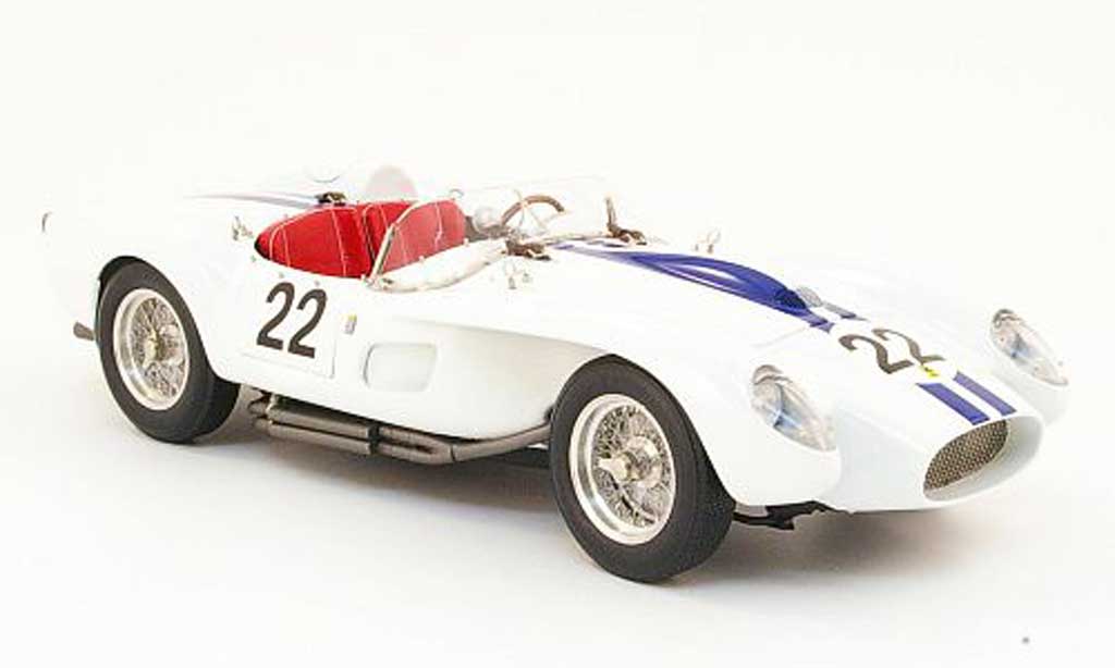 Ferrari 250 TR 1958 1/18 CMC TR 1958 no.22 white/blue diecast model cars