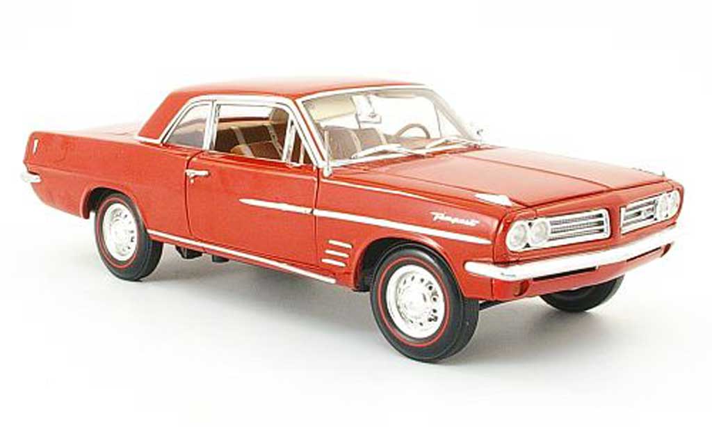Pontiac Tempest 1/18 Highway 61 coupe red-brown 1963 diecast model cars