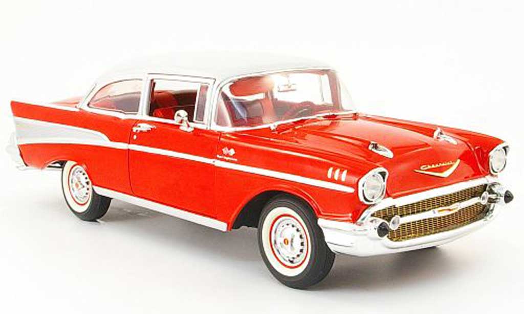 Chevrolet Bel Air 1957 1/18 Highway 61 1957 Sedan red/grey 2-portes diecast model cars