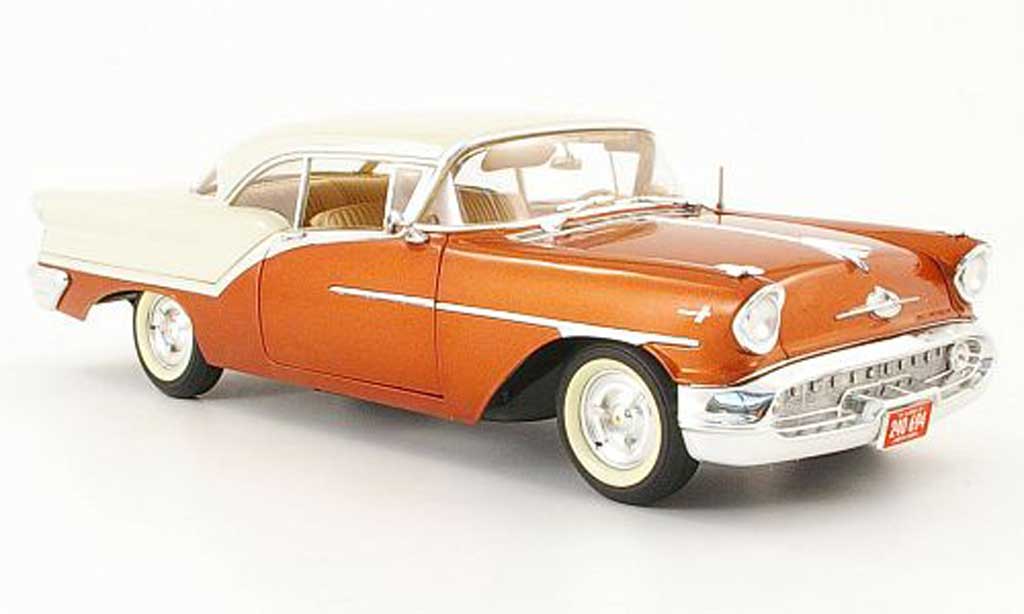 Oldsmobile Super 88 1/18 Highway 61 orange/beige 1957 diecast model cars