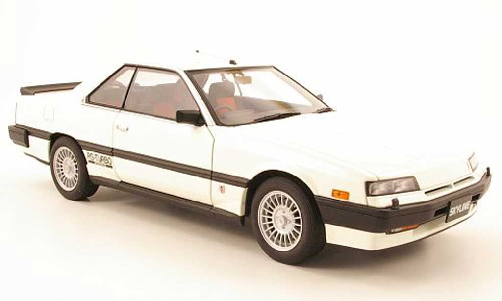 Nissan Skyline RS Turbo 1/18 Autoart RS Turbo hardtop 2000 turbo rsx (dr30) white 1983 diecast model cars
